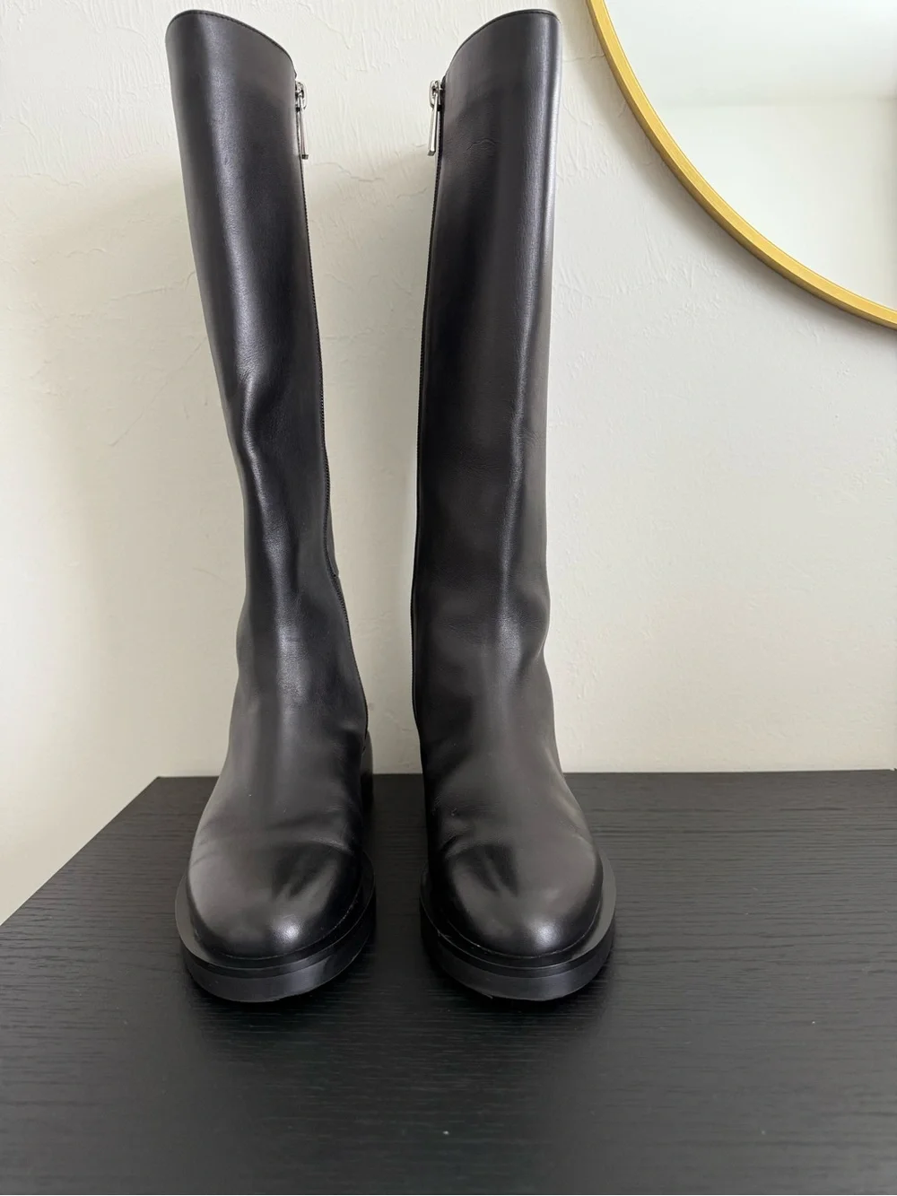 Tony Bianco Black Leather Tall Knee High Side Zip Boots Women's Size 5.5